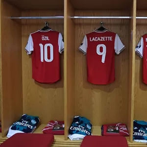 Arsenal FC: Mesut Ozil, Alex Lacazette, and Gabriel Martinelli in the Changing Room before Arsenal vs Eintracht Frankfurt, UEFA Europa League (2019-20)