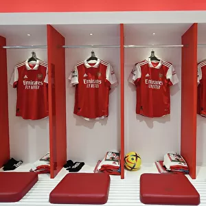 Arsenal FC: The Unseen Moment in the Changing Room Before the Arsenal vs Manchester United Premier League Clash (2022-23)