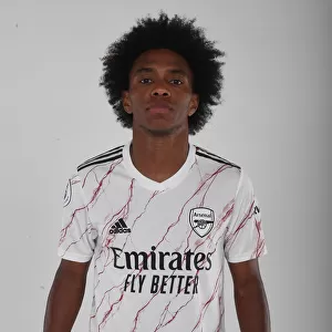 Arsenal Football Club: 2020-21 Team Unveiling - Willian at Training Session