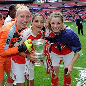 Arsenal Ladies Celebrate FA Cup Victory: Triumphant Moment with Van Veenendaal, Van de Donk, and Janssen
