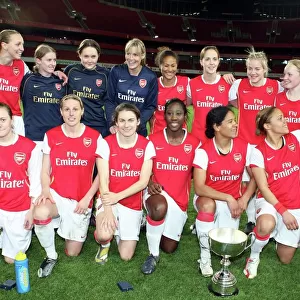 Arsenal Women Framed Print Collection: Arsenal Ladies v Chelsea 2007-8