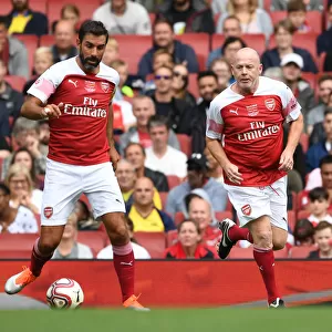 Arsenal Legends: Pires vs Groves - A Clash of Football Greats (2018-19)