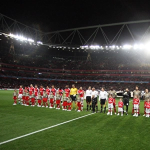 Matches 2009-10 Canvas Print Collection: Arsenal v Standard Liege 2009-10