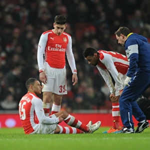 Arsenal: Oxlade-Chamberlain Seeks Medical Attention as Coquelin and Bellerin Look On During FA Cup Match vs Hull City