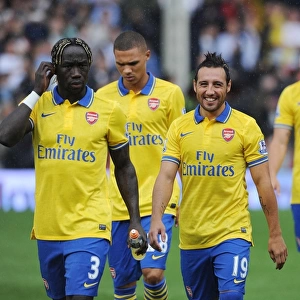 Arsenal Trio: Sagna, Cazorla, Ramsey Pre-Match Huddle vs. Fulham (2013-14)
