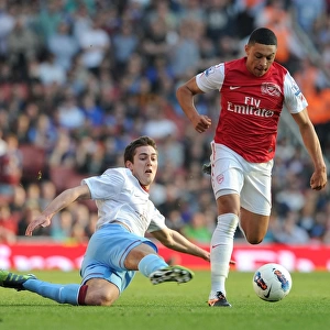 Season 2011-12 Framed Print Collection: Arsenal v Aston Villa - 2011-12