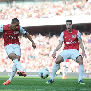 Arsenal vs Aston Villa: Premier League Showdown at Emirates Stadium (2011-12)