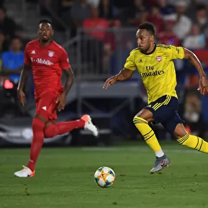 Arsenal vs Bayern Munich: Pierre-Emerick Aubameyang Faces Off Against Jerome Boateng in International Champions Cup Match, Los Angeles 2019