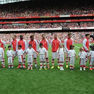 Arsenal vs Benfica - Emirates Cup 2014: The Team Line-Up