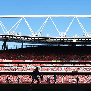 Arsenal vs Burnley: Premier League Clash at Emirates Stadium (2017-18)