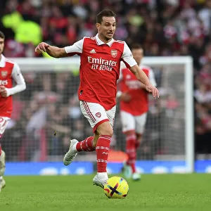 Arsenal vs. Nottingham Forest: Cedric Soares in Action at the Emirates Stadium (2022-23)