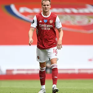Arsenal vs. Watford: Rob Holding in Action at the Emirates Stadium (Premier League 2019-20)