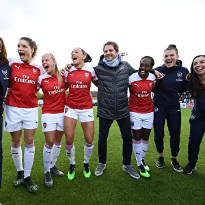 Arsenal Women Celebrate Title Triumph: Schnaderbeck, Walti, Bloodworth, Mead, McCabe, Montemurro, Carter, Veje