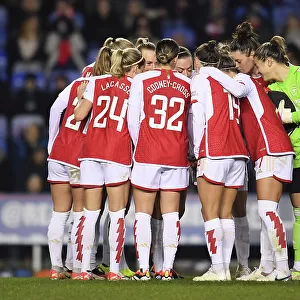 Arsenal Women Unite: Huddle Before Second Half vs. Reading in FA WSL Cup
