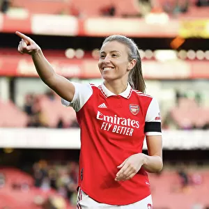 Arsenal Women vs Chelsea Women: Leah Williamson's Emotional Moment after FA WSL Clash at Emirates Stadium