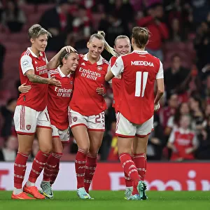 Arsenal Women's Champions League Triumph: Lina Hurtig Scores Third Goal Against FC Zurich