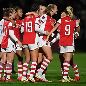 Arsenal Women's FA Cup Triumph: Caitlin Foord Scores Brace in 5-1 Victory over Tottenham Hotspur
