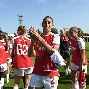 Arsenal Women's Historic FA Super League Victory: Rafaelle Souza's Triumphant Celebration