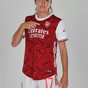 Arsenal Women's Squad 2020-21: Lisa Evans at Photocall