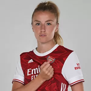 Arsenal Women's Team 2020-21: Leah Williamson at Photocall