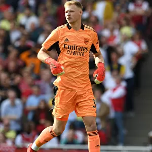 Arsenal's Aaron Ramsdale Debuts in Premier League: Arsenal vs Norwich City (2021-22), Emirates Stadium