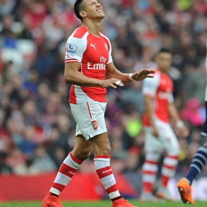 Arsenal's Alexis Sanchez in Action: Arsenal vs West Bromwich Albion, Premier League 2014-15