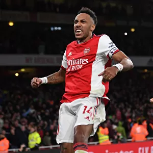 Arsenal's Aubameyang Scores Second Goal vs. Aston Villa (2021-22)