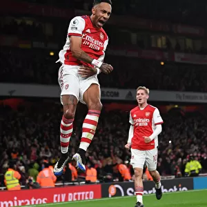 Arsenal's Aubameyang Scores Second Goal vs Aston Villa (2021-22)