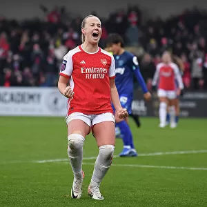 Arsenal's Beth Mead Scores Hat-Trick in Super League Victory over West Ham