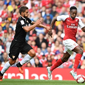 Arsenal's Danny Welbeck vs. Sevilla's Daniel Carrico: Emirates Cup Battle