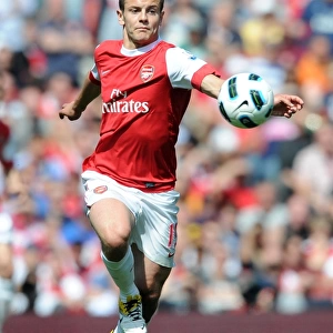 Arsenal's Jack Wilshere Scores the Winning Goal Against Manchester United in the Barclays Premier League