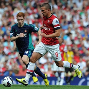 Arsenal's Lukas Podolski in Action: Arsenal vs. Sunderland (2012-13 Premier League)