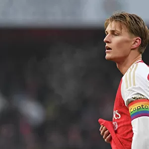 Arsenal's Martin Odegaard Sports Rainbow Laces Captains Armband vs. Wolverhampton Wanderers (2023-24)