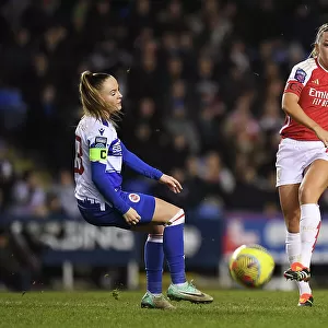 Arsenal's McCabe Goes Head-to-Head with Reading's Woodham in Conti Cup Showdown