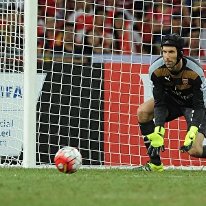 Arsenal's Petr Cech in Action: Arsenal vs. Everton, Barclays Asia Trophy 2015-16