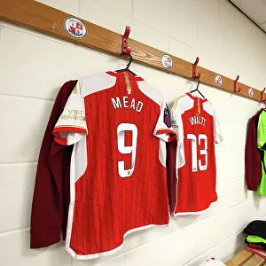 Arsenal's Pre-Match Preparation: Inside the Dressing Room at Brighton & Hove Albion's Broadfield Stadium (Brighton & Hove Albion vs Arsenal 2023-24, Barclays Women's Super League)