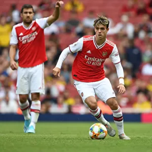 Arsenal's Robbie Burton in Action against Olympique Lyonnais at the Emirates Cup, 2019