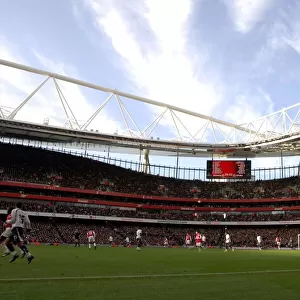 Arsenal's Triumph: 3-0 Over Tottenham Hotspur at Emirates Stadium (2006)