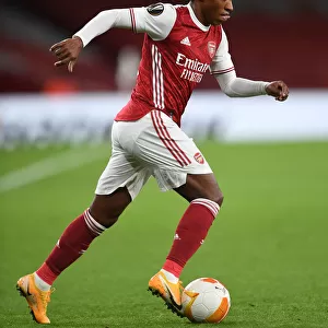 Arsenal's Willian in UEFA Europa League Match against Dundalk (Behind Closed Doors, 2020-21)