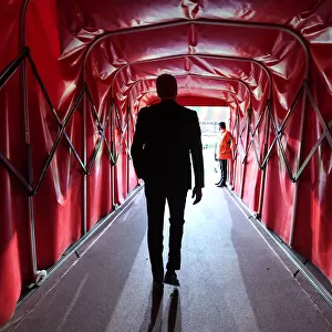 Arsene Wenger and Arsenal Face Off Against Atletico Madrid in Europa League Semi-Final Showdown
