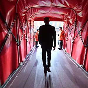 Arsene Wenger Leads Arsenal Against Atletico Madrid in Europa League Semi-Final Showdown