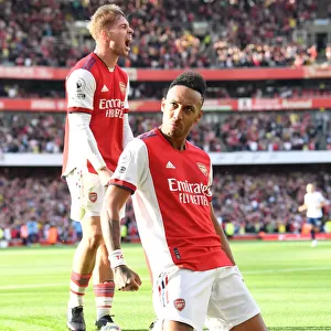 Aubameyang's Brace: Arsenal Triumphs Over Tottenham in the 2021-22 Premier League