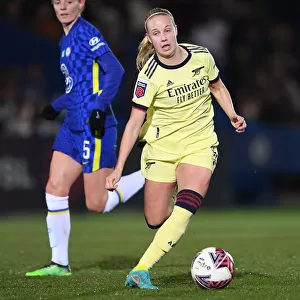 Beth Mead in Action: Chelsea Women vs. Arsenal Women, FA WSL Match, February 2022