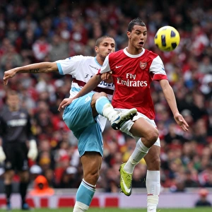 Matches 2010-11 Collection: Arsenal v West Ham United 2010-11
