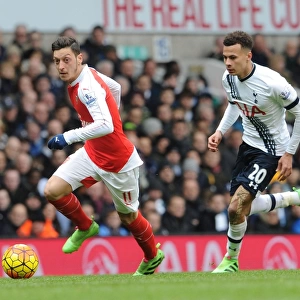 Clash of the Playmakers: Mesut Ozil vs Dele Alli, Tottenham Hotspur vs Arsenal, Premier League 2015-16