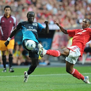 Clash of the Titans: Sagna vs. Emerson - Benfica vs. Arsenal Pre-Season Encounter, 2011