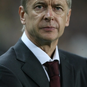 Disappointing Night in Istanbul: Arsene Wenger and Arsenal's 5-2 Defeat to Fenerbahce in the UEFA Champions League