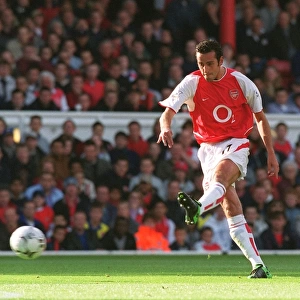 Edu scores Arsenals 1st goal from a free kick
