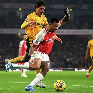 Gabriel Jesus vs. Hugo Bueno: A Tense Showdown in Arsenal vs. Wolverhampton Wanderers Premier League Match (2023-24)