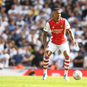 Gabriel's Battle: Arsenal Star Faces Off Against Leeds United in Premier League Showdown (2021-22)